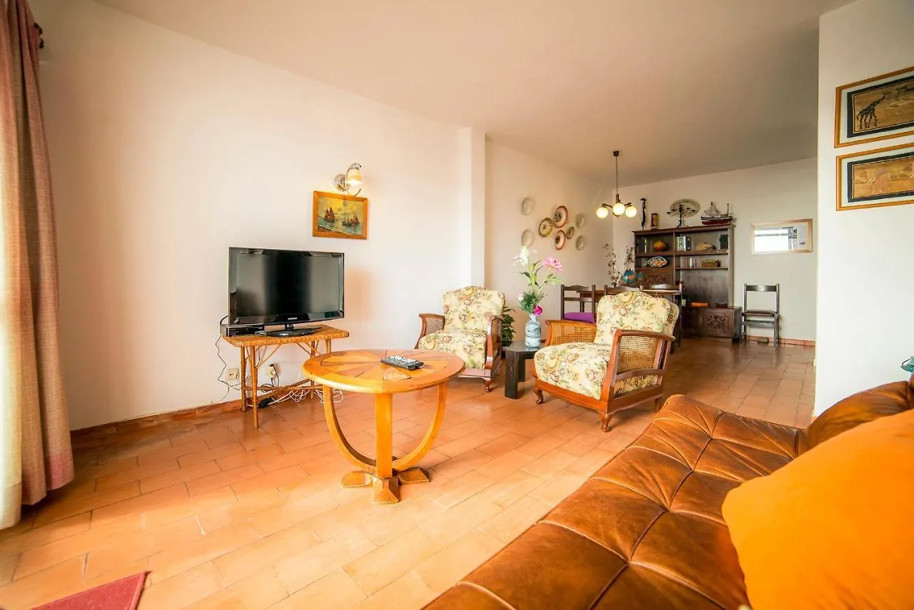 A06 - Seaview 1 Bed Apartment Luz